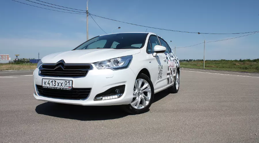 Citroën C4 седан &copy;&nbsp;Фото ЮГА.ру