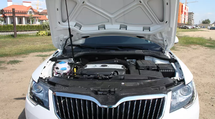 Обновленный ŠKODA Superb &copy;&nbsp;Фото ЮГА.ру