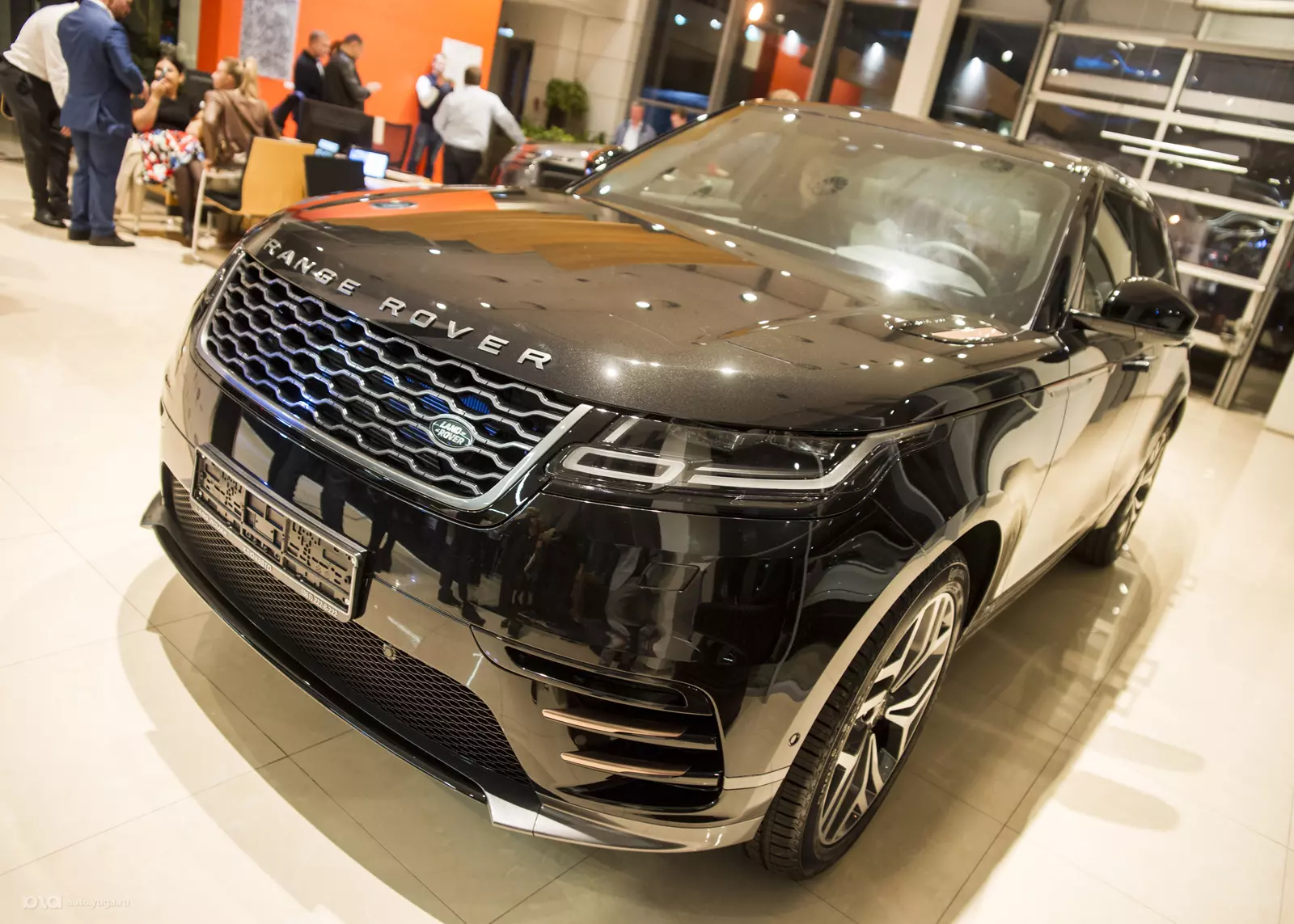Экстерьер Range Rover Velar