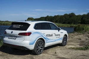 Новое поколение Volkswagen Touareg &copy;&nbsp;Фото Евгения Мельченко, Юга.ру
