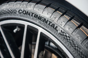 Компания Continental представила и испытала новую шину SportContact 6 &copy;&nbsp;Фото ЮГА.ру
