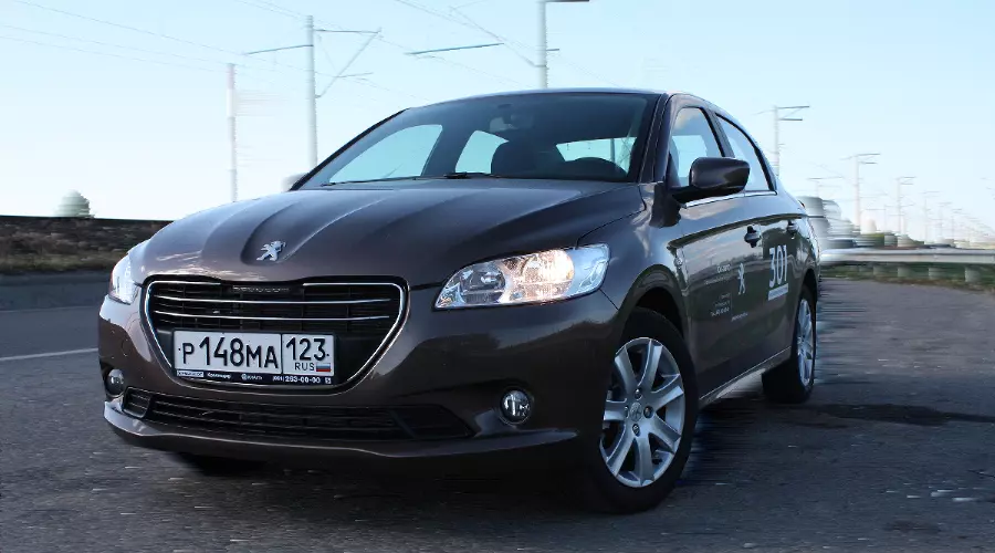 Peugeot 301 &copy;&nbsp;Фото ЮГА.ру
