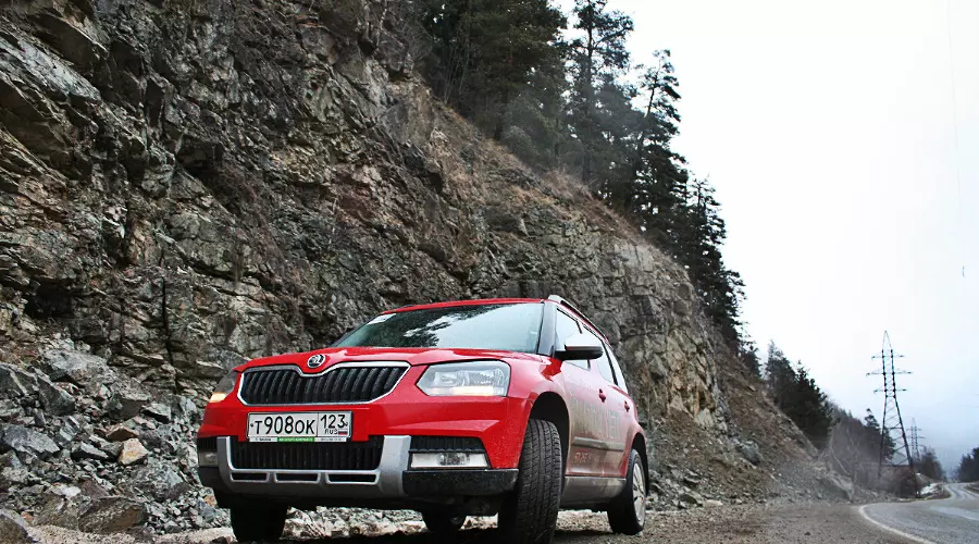Skoda Yeti в горах Кавказа &copy;&nbsp;Фото ЮГА.ру