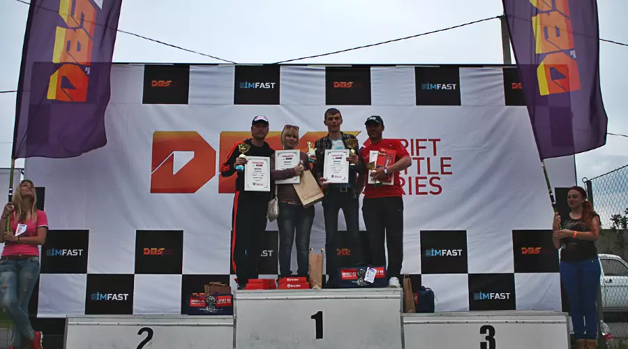 Первый этап чемпионата "Drift Battle Series" в Усть-Лабинске &copy;&nbsp;Фото ЮГА.ру