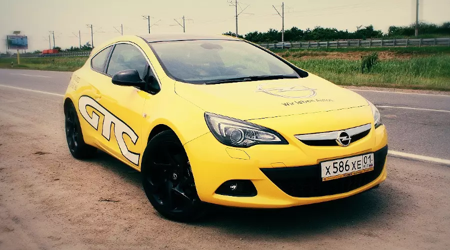 Opel Astra GTC. Спорт-купе из Рюссельсхайма &copy;&nbsp;Фото ЮГА.ру