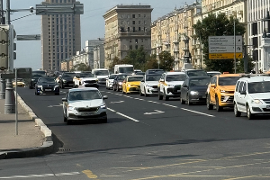 автомобиль дорога &copy;&nbsp;Фото ЮГА.ру