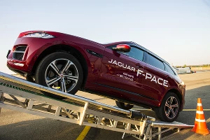 Приключение от Jaguar Land Rover Experience состоялось в Краснодаре &copy;&nbsp;Фото Евгения Мельченко, Юга.ру