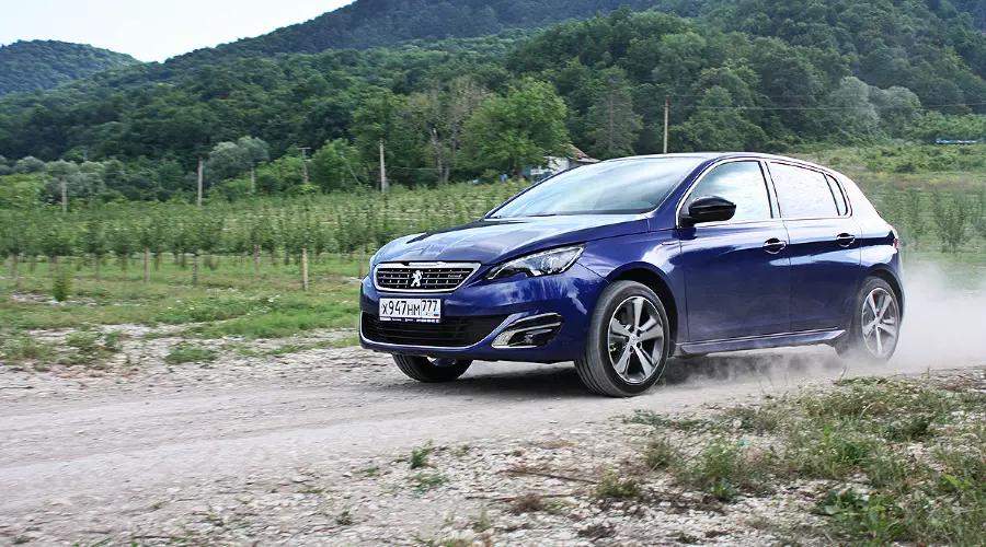 Peugeot 308 GT Line. Форсированый лев пришел в Россию &copy;&nbsp;Фото ЮГА.ру