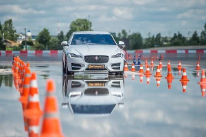 Компания Continental представила и испытала новую шину SportContact 6 &copy;&nbsp;Фото ЮГА.ру