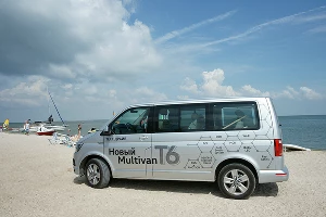 Новый Volkswagen Multivan T6 в Ейске &copy;&nbsp;Фото ЮГА.ру