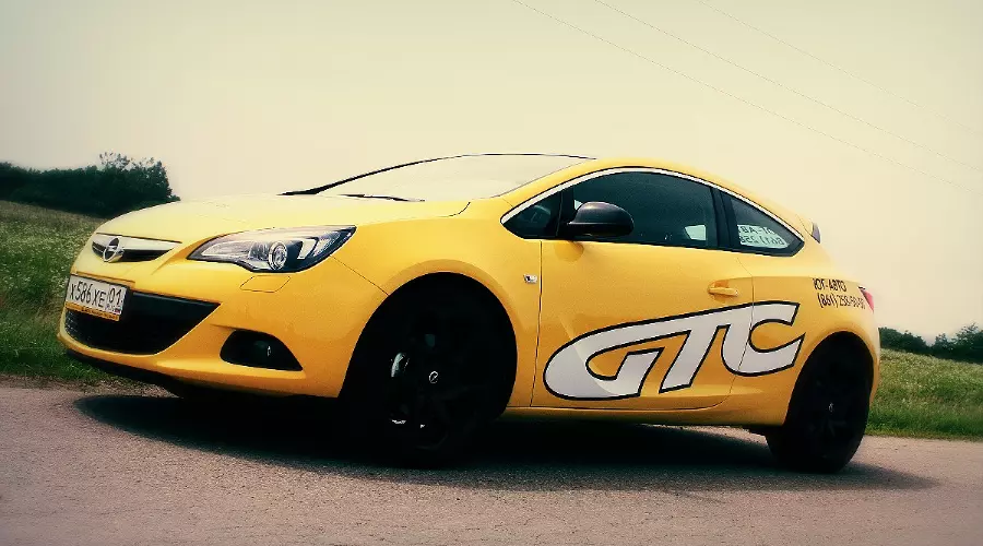 Opel Astra GTC. Спорт-купе из Рюссельсхайма &copy;&nbsp;Фото ЮГА.ру