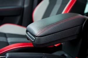Skoda попала #точновяблочко &copy;&nbsp;Фото Евгения Мельченко, Юга.ру