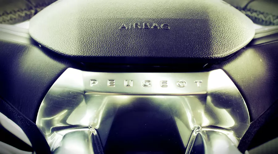 Peugeot 2008. Компактный французский "Львенок" &copy;&nbsp;Фото ЮГА.ру