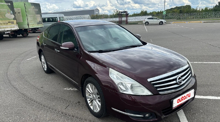 auto.ru &copy;&nbsp;Nissan Teana