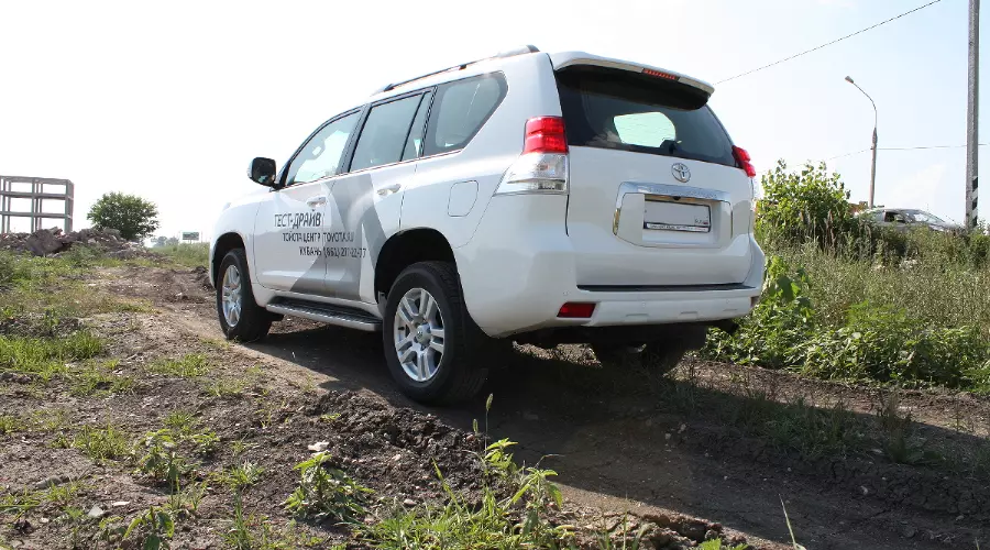 Land Cruiser Prado &copy;&nbsp;Фото ЮГА.ру