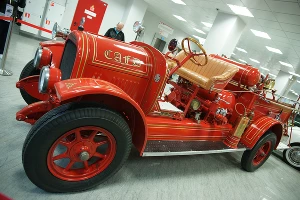 Музей спортивных и классических автомобилей на "Сочи Автодроме" &copy;&nbsp;Фото ЮГА.ру