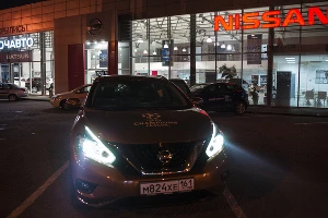 Ночной Nissan Murano в ассортименте &copy;&nbsp;Фото Евгения Мельченко, Юга.ру