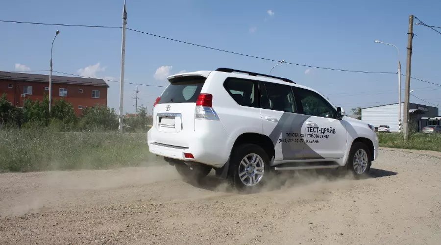 Land Cruiser Prado &copy;&nbsp;Фото ЮГА.ру