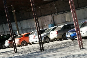 Автомобили &copy;&nbsp;Фото Евгения Мельченко, Юга.ру