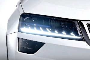 Skoda Karoq &copy;&nbsp;Скриншот видео канала GommeBlog.it: Car & Performance