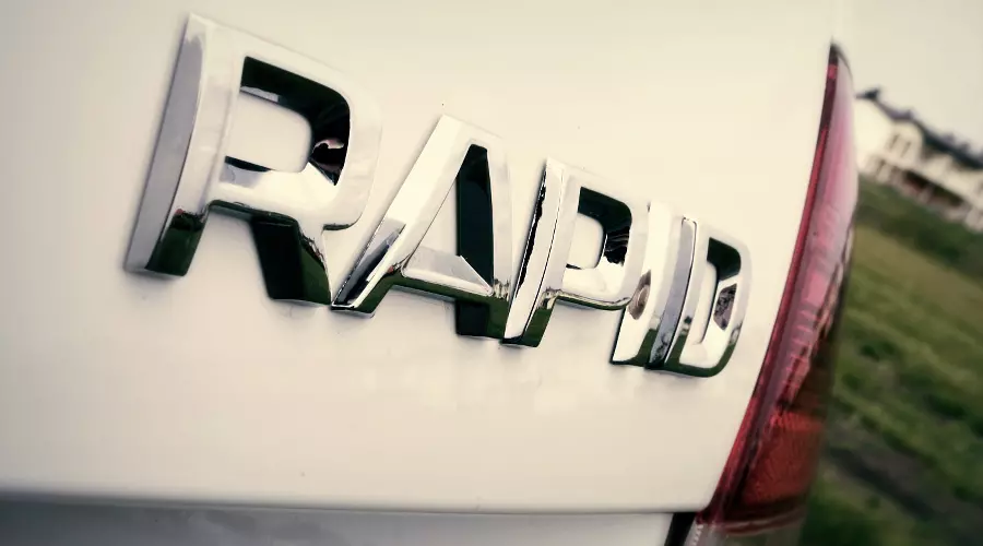 SKODA Rapid. Амбициозный игрок "бюджетного" сегмента &copy;&nbsp;Фото ЮГА.ру