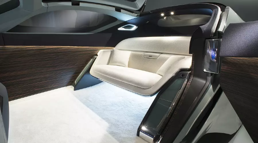 Rolls-Royce представляет концепт Vision Next 100 &copy;&nbsp;Фото ЮГА.ру