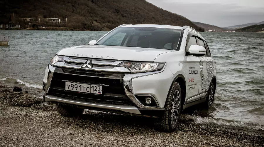 Новый Mitsubishi Outlander &copy;&nbsp;Фото Евгения Мельченко, Юга.ру