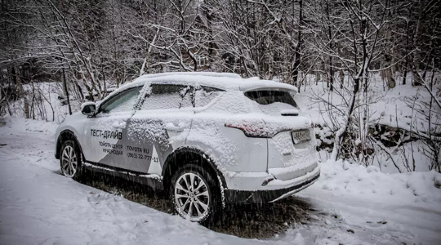 Toyota RAV4 &copy;&nbsp;Фото Евгения Мельченко, Юга.ру