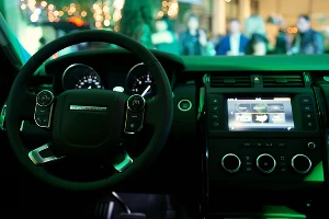 Новое поколение Land Rover Discovery &copy;&nbsp;Фото ЮГА.ру