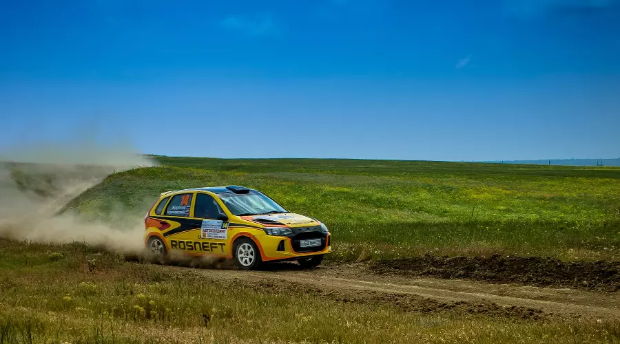 Двойная победа LADA Kalina на ралли "Фанагория 2015" &copy;&nbsp;Фото ЮГА.ру