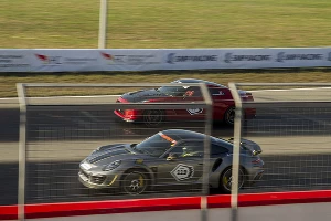 Второй этап чемпионата России по дрэг-рейсингу в Грозном &copy;&nbsp;Фото Евгения Мельченко, Юга.ру