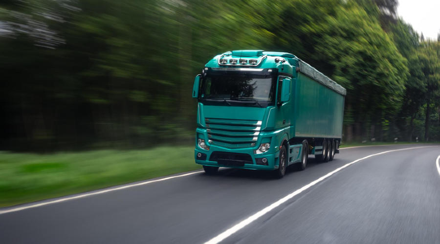 фура &copy;&nbsp;ru.freepik.com