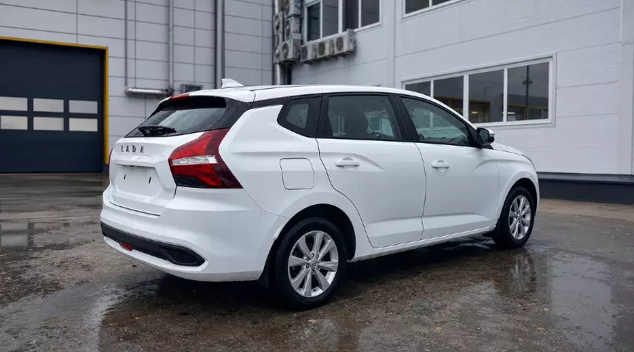 Lada Iskra SW &copy;&nbsp;Фото: Дорожная Аналитика