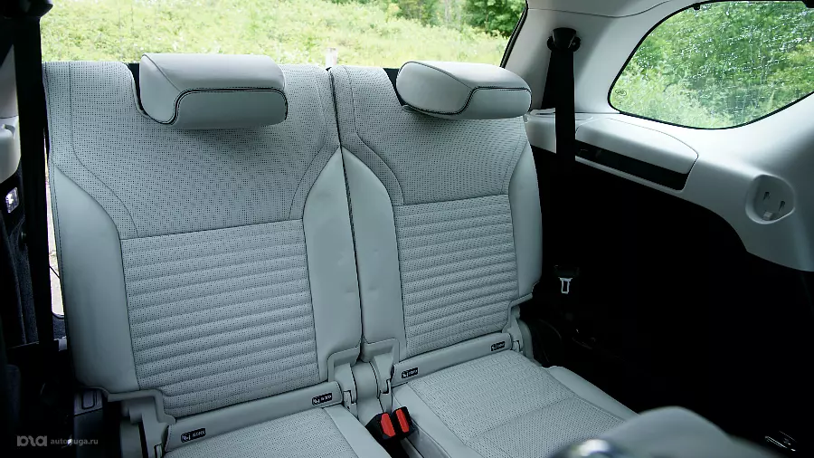 Новый Land Rover Discovery. Третий ряд сидений