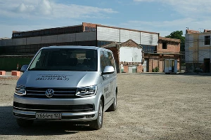 Новый Volkswagen Multivan T6 в Ейске &copy;&nbsp;Фото ЮГА.ру