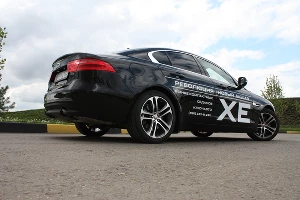Jaguar XE. Компактный британский кот с резвым нравом &copy;&nbsp;Фото ЮГА.ру