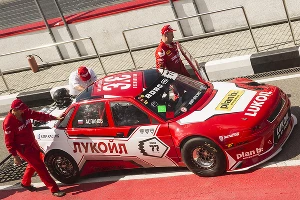 Второй этап чемпионата России по дрэг-рейсингу в Грозном &copy;&nbsp;Фото Евгения Мельченко, Юга.ру