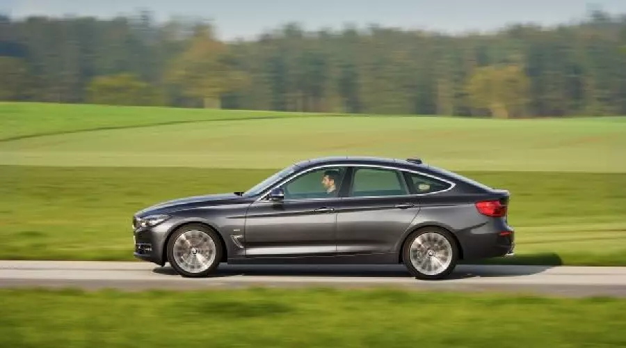 Новый BMW 3-Series Gran Turismo 2016 © Фото ЮГА.ру Новый BMW 3-Series Gran Turismo 2016 © Фото ЮГА.ру