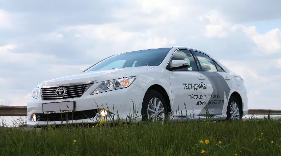 Toyota Camry 01 &copy;&nbsp;Фото ЮГА.ру