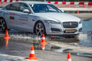Компания Continental представила и испытала новую шину SportContact 6 &copy;&nbsp;Фото ЮГА.ру