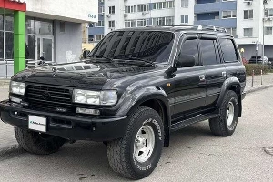 Toyota Land Cruiser 80 &copy;&nbsp;За рулем