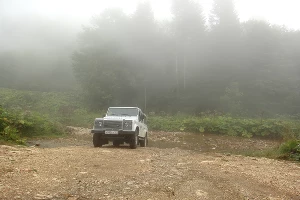 Land Rover Defender. Краснодар — Предгорье Кавказа &copy;&nbsp;Фото ЮГА.ру