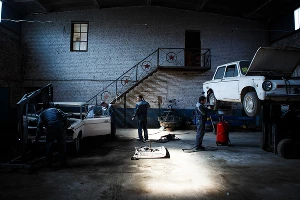 Утилизация старых автомобилей  &copy;&nbsp;Николай Ильин, ЮГА.ру