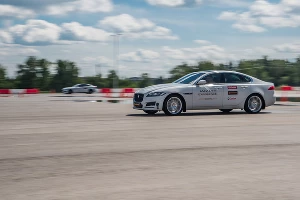 Компания Continental представила и испытала новую шину SportContact 6 &copy;&nbsp;Фото ЮГА.ру
