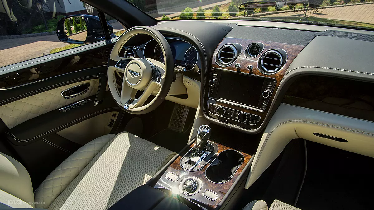 Кроссовер Bentley Bentayga