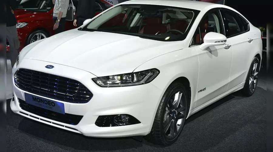 Paris Motor Show 2012 &copy;&nbsp;Фото ЮГА.ру