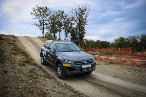 Внедорожный тест-драйв Volkswagen Touareg и Tiguan от "Юг-Авто" &copy;&nbsp;Елена Синеок, ЮГА.ру