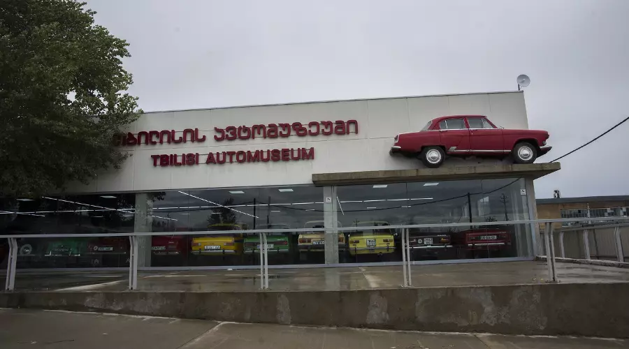Музей советских автомобилей в Тбилиси &copy;&nbsp;Фото Евгения Мельченко, Юга.ру