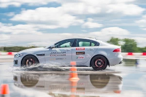 Компания Continental представила и испытала новую шину SportContact 6 &copy;&nbsp;Фото ЮГА.ру