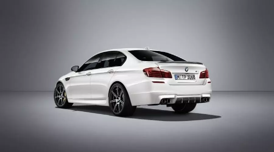 BMW представила спецверсию M5 Competition Edition &copy;&nbsp;Фото ЮГА.ру